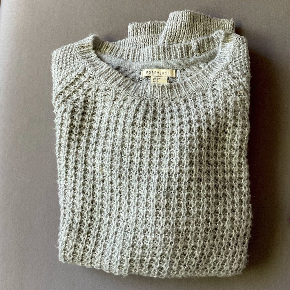 Forever 21 Gray Crew-Neck Sweater